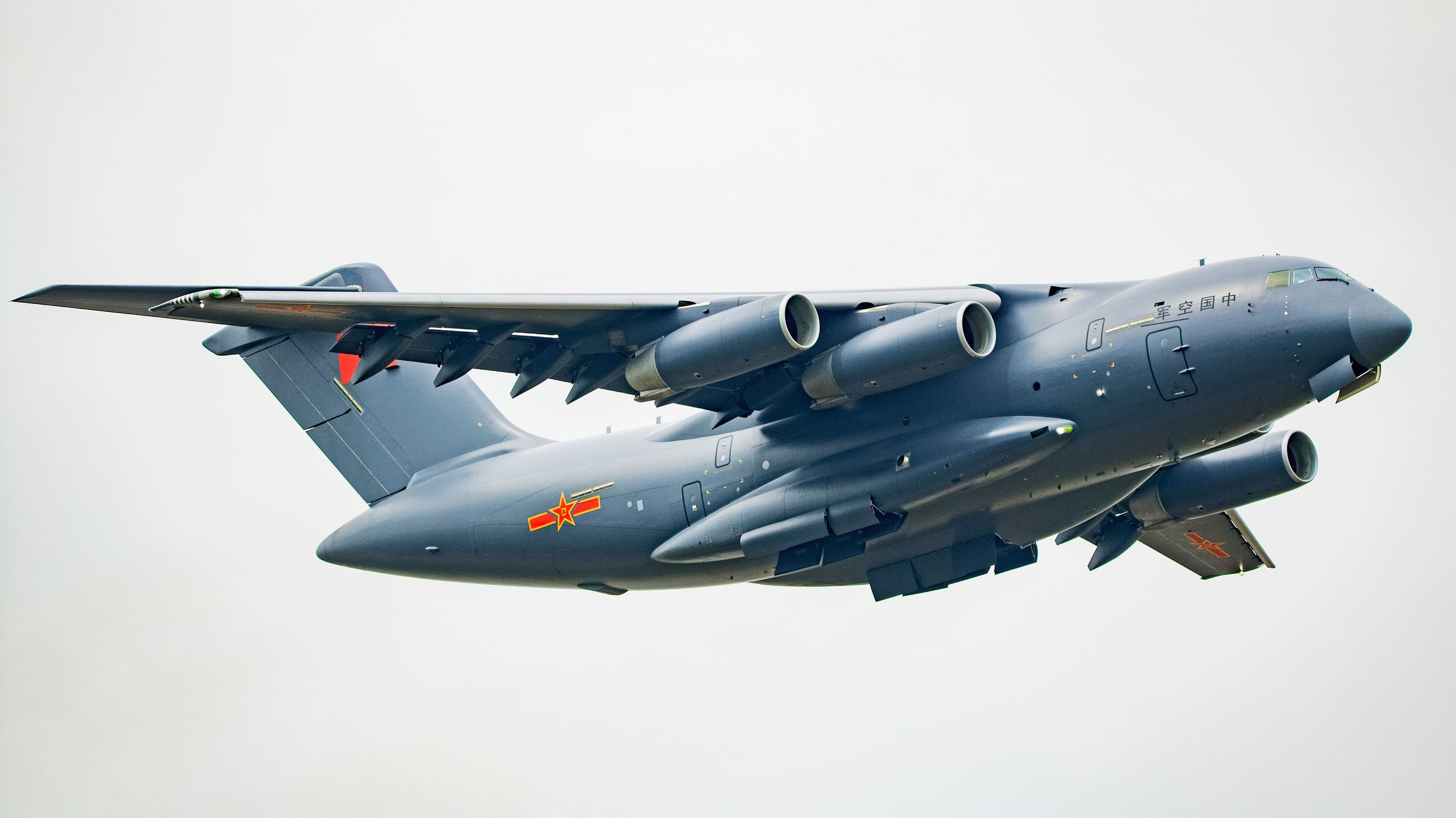 雄鹿打穿勇士,德罗赞东决关键战接管比赛,季后赛的双星闪耀