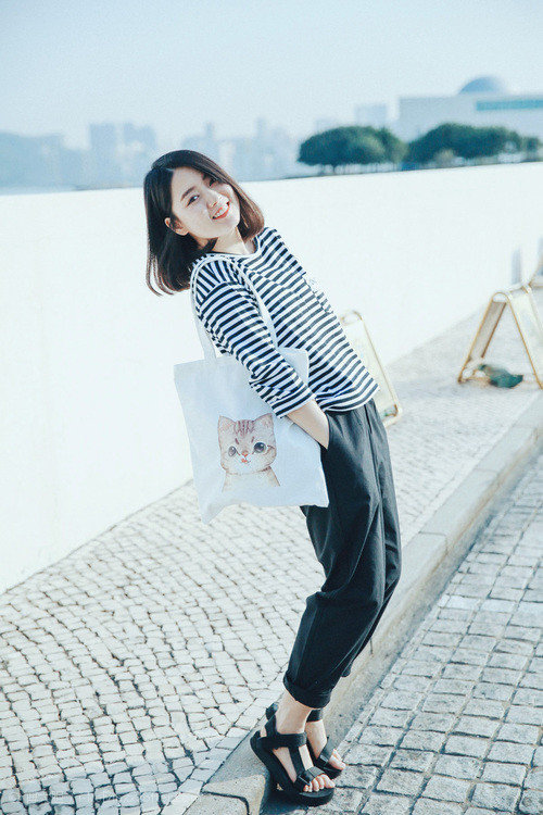 南美绿茵的欧洲焰火，当奥地利闪电照亮秘鲁与洪都拉斯之战