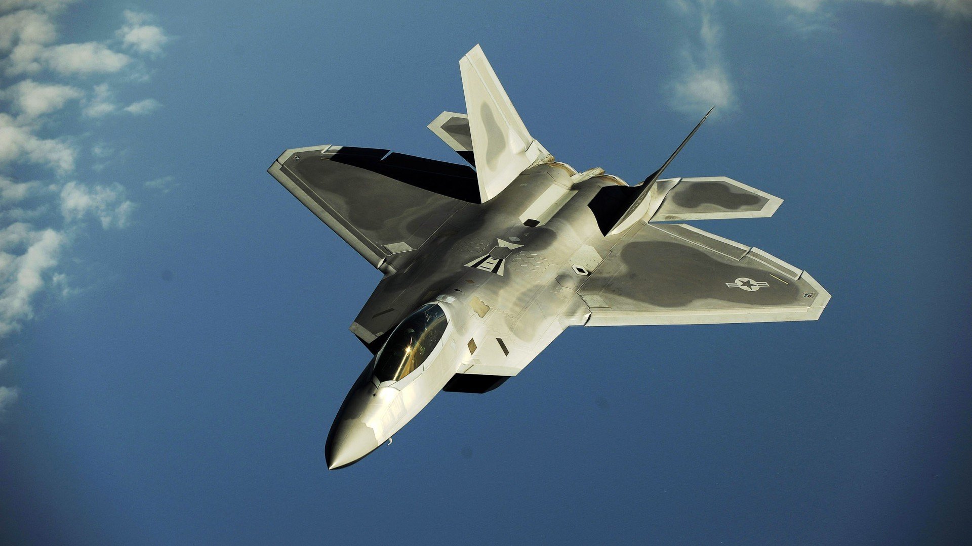 开云APP-哈利伯顿关键发挥助魔术擒鹿，新生代控卫闪耀赛场